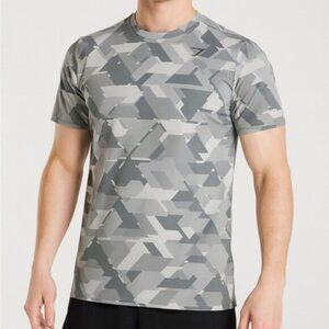 Gymshark Men’s Geometric Camo Performance Stretch Athleisure Shirt Size XXL